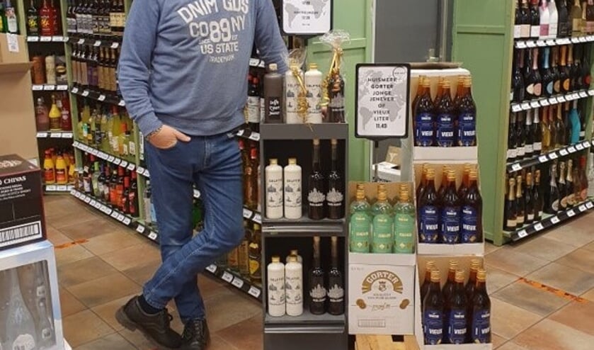 <p>Wim heet u van harte welkom in de winkel</p>
