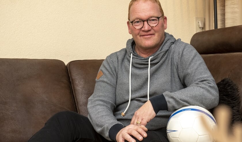 Ronald van Rossum kijkt na een aantal slechte jaren weer heel positief naar het leven. (foto: Roel van Dorsten)