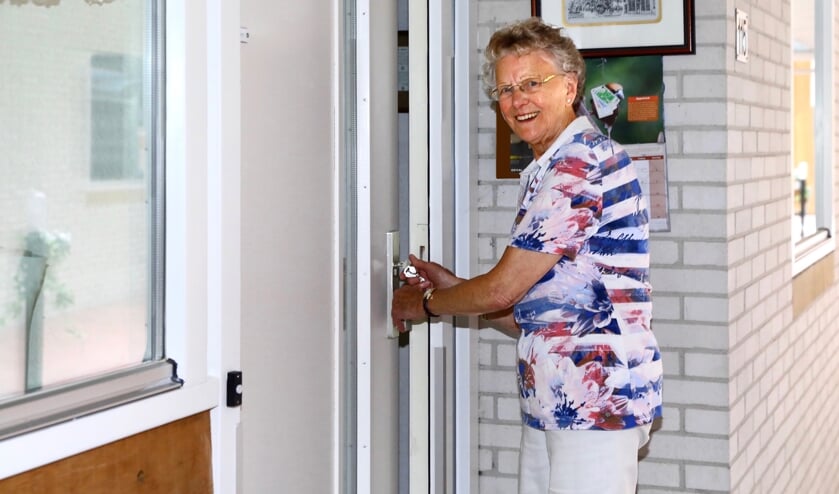 Annie hoopt snel weer te kunnen vertrekken naar haar vrijwilligerswerk (Foto: Koos Bommelé)