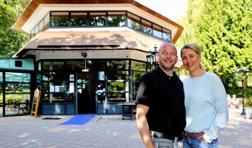 Stefan en Elles van Leeuwen, de derde generatie binnen Het Rieten Dak (Foto: Koos Bommelé)