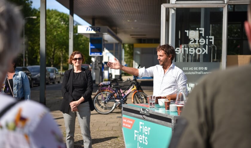Wethouder Martina Huijsmans opent sociale onderneming Fier Fietskoerier