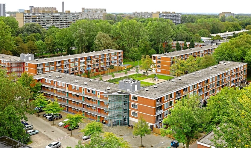 <p>In het Rode Dorp was eerder veel kritiek op het beleid van Vestia. Een noodplan moet verbetering aan zulke situaties brengen. (Foto: Koos Bommelé)</p>