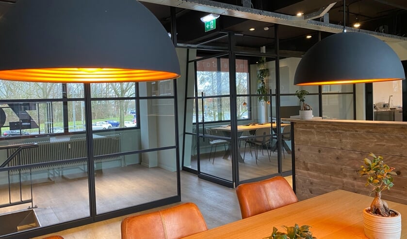 <p>Het nieuwe kantoor van ZO makelaars aan de Van Foreestweg 4.</p>