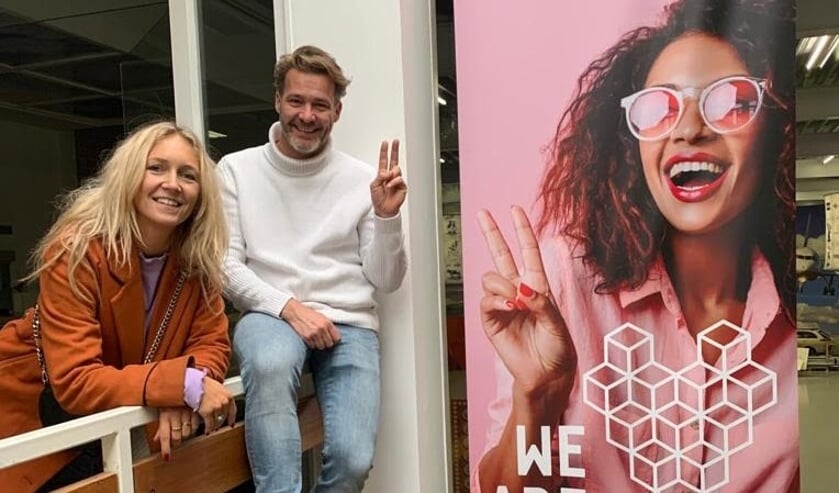 <p>Melanie Haaksma en René van Dijk van We Are Delft </p>
