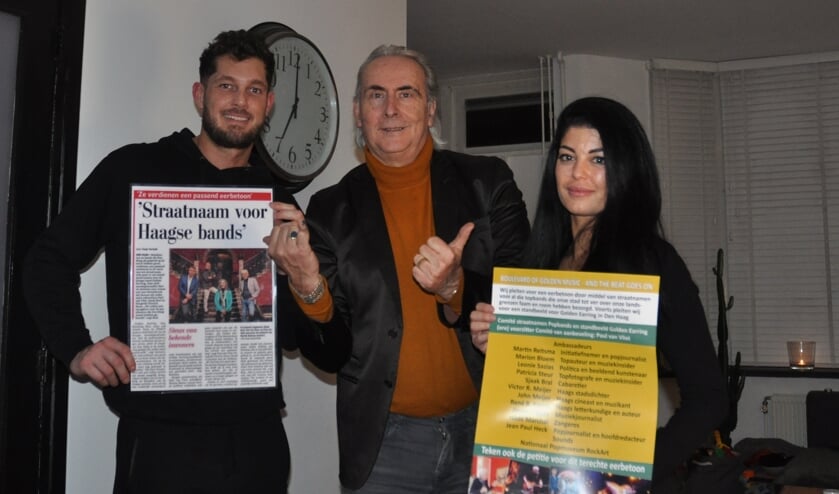 <p>Boy van Katwijk, initiatiefnemer Martin Reitsma en Malou Gouma steunen het eerbetoon </p>