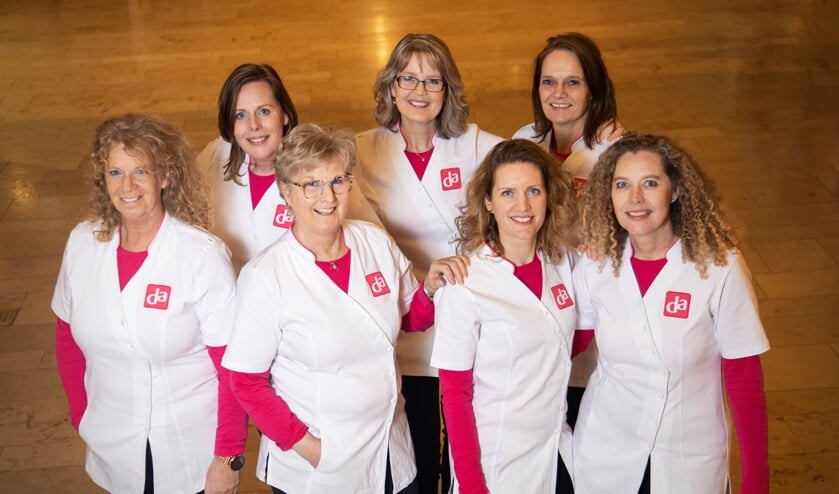 <p>Het team van DA Drogisterij & Parfumerie Voel je goed</p>