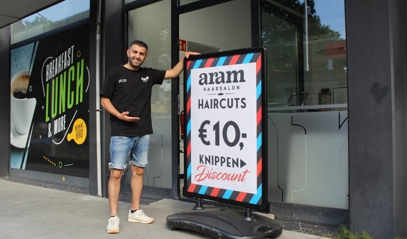 <p>Aram heet je van harte welkom in zijn haarsalon! </p>