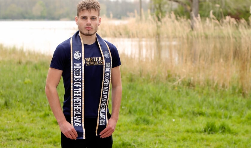 <p>Finalist van Misters of The Netherlands, Matteo Rizzo in de Delftse Hout (Foto: Koos Bommelé)</p>