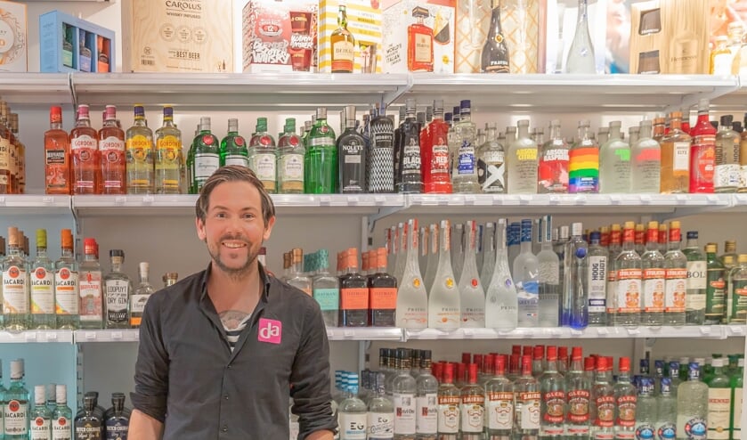 <p>Jeroen Scholten: "Voor een drankje hoef je nu niet de wijk uit." (Foto: PR) </p>