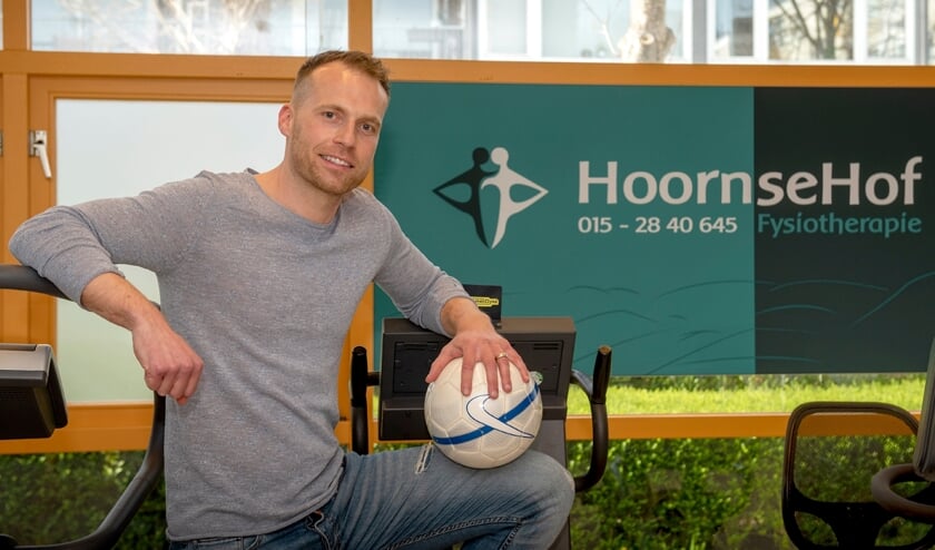 Dion de Lijser is sinds kort de trotse mede-eigenaar van een fysiotherapiepraktijk (foto: Roel van Dorsten)