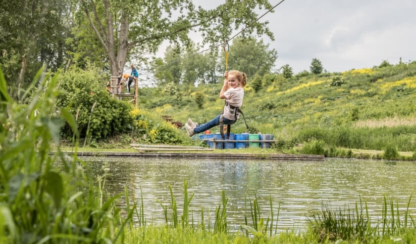 Het park is gevestigd in een prachtige natuurrijke omgeving in
Bergschenhoek.