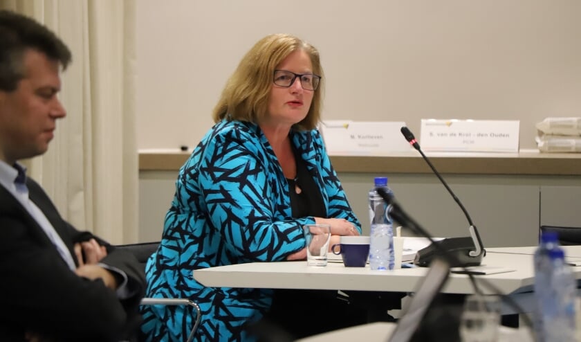 <p>Wethouder Brigitte Leferink gaat over duurzaamheid in Waddinxveen.</p>