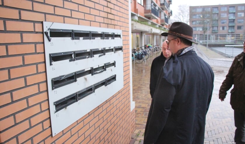 Ook vorig jaar werden brievenbussen door vuurwerk beschaddigd. (foto: archief HvH)