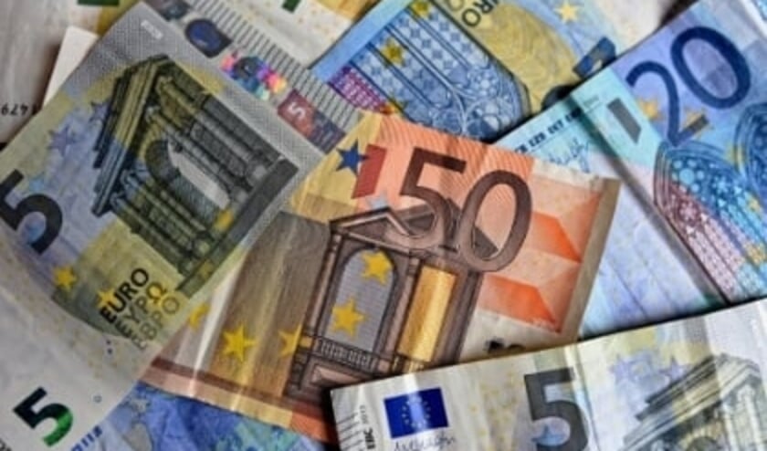 <p>Criminelen proberen mensen geld afhandig te maken via phishing. </p>