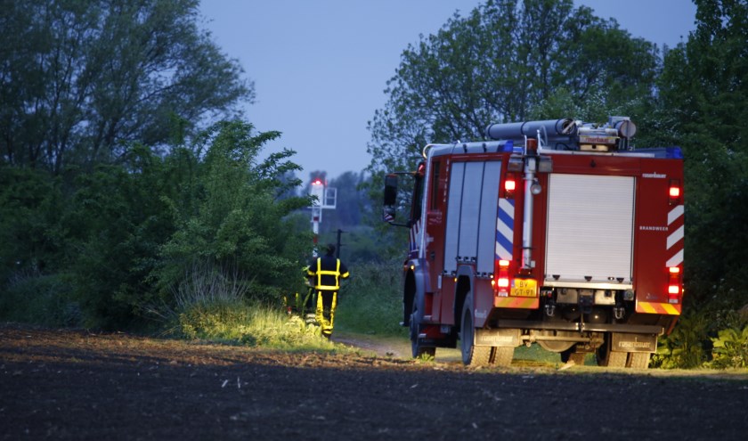 Drugsafval gedumpt in natuurperceel nabij de Maas in Heijen. (foto: SK-Media)