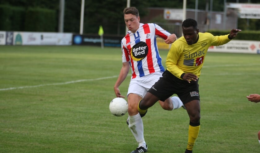 <p>Nick van Dijk gaat lager spelen bij UDI'19.</p>