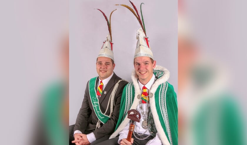 Prins Jeffrey d'n Urste regeert samen met Adjudant Bjorn over het Rottenrijk.