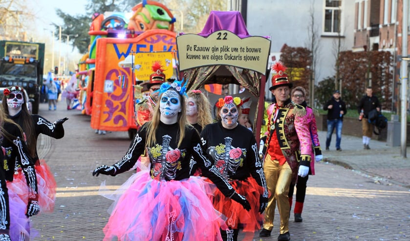Osse optocht. (Foto: Hans van der Poel)