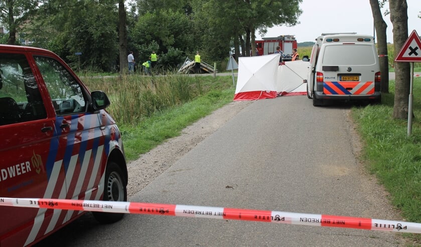 De hulpdiensten in Dieden.