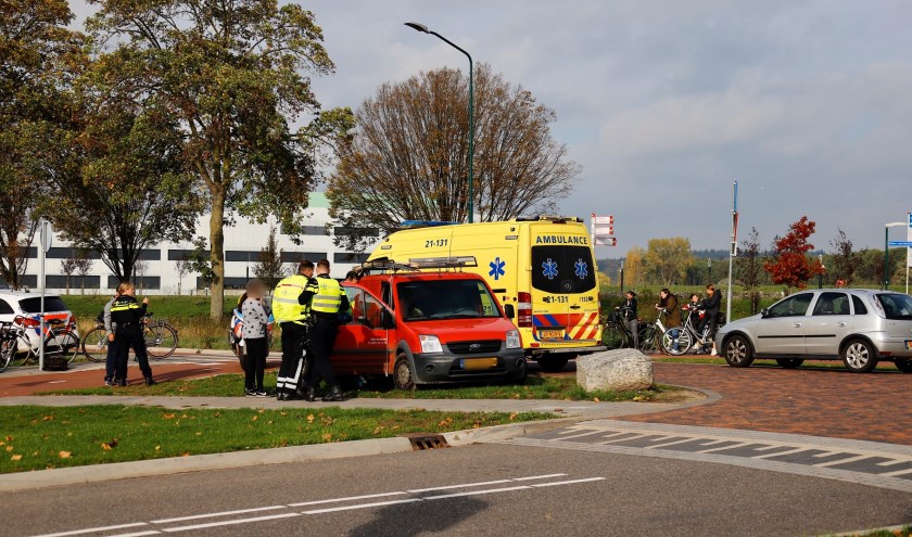 Scholiere gewond na aanrijding op de Katwijkseweg in Cuijk