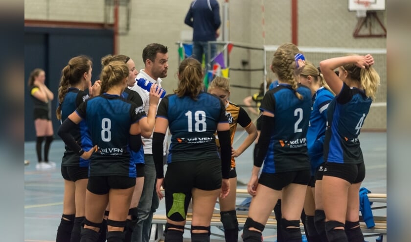 Skunk dames verloren van Avance uit Sambeek
