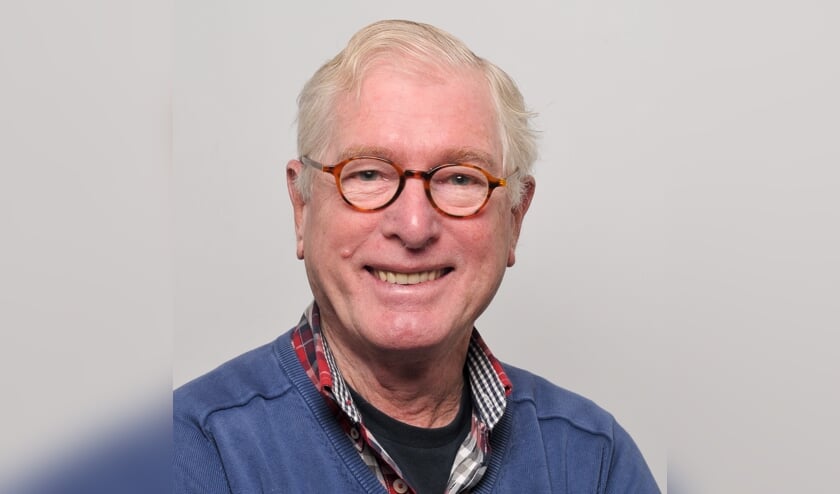 <p>Louk Hombergen alias Van Veldeke, columnist van de Seniorenpagina SWOC.</p>
