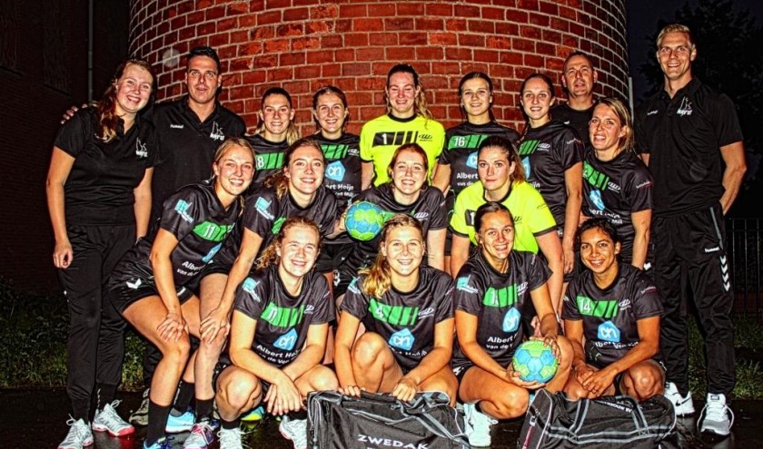 De dames van MHV'81 zijn na twee speelronden medekoploper in de Tweede Divisie.