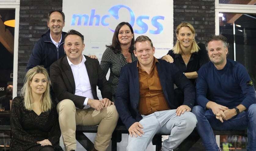 Het nieuwe bestuur van MHC Oss.