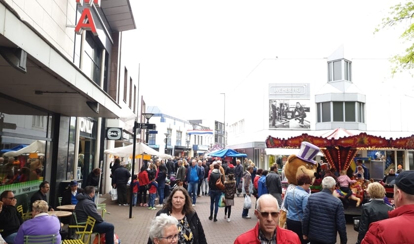 Koningsdag in het Osse centrum.