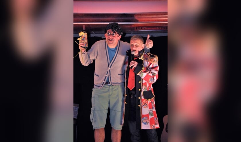 Jasper van Gerwen met de presentator Ontje
