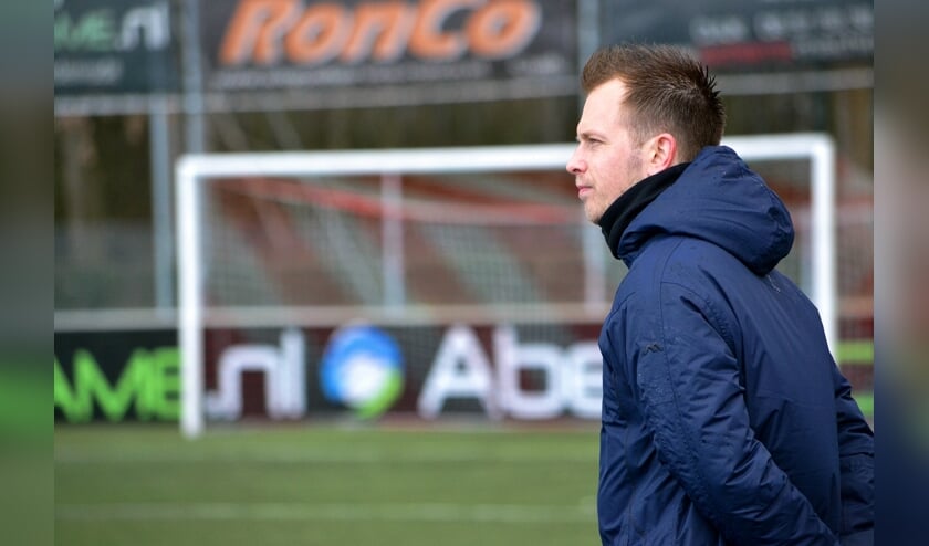 JVC Cuijk-trainer Dennis Straatman