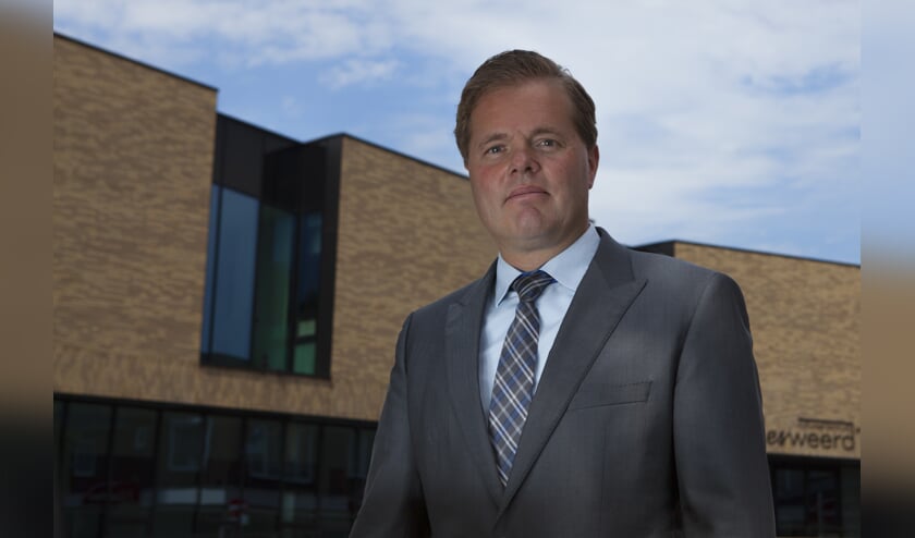 Burgemeester Antoine Walraven.