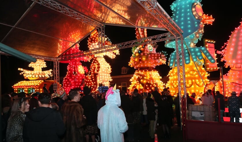 Verlichte Optocht in Berghem. (Foto: Hans van der Poel)