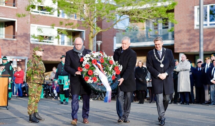 Dodenherdenking in Cuijk. (foto: Karel ten Haaf)