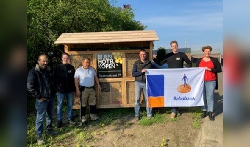 Donatie Rabobank voor inrichting extra werkunits bij sociale onderneming in Overloon.