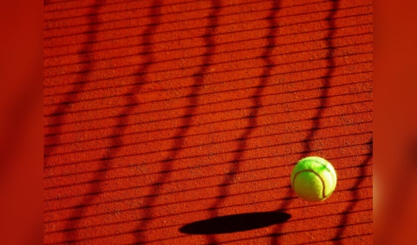 Basisschoolkinderen krijgen de mogelijkheid om kennis te maken met allerlei sporten.