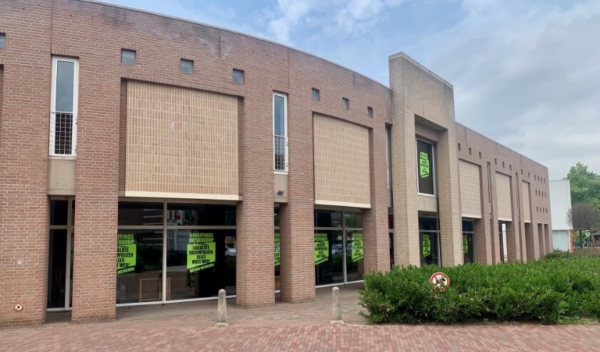 In dit winkelpand aan De Raetsingel in Boxmeer zou Anytime Fitness een sportschool openen.