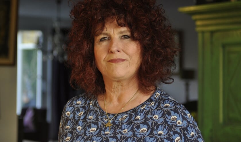 Miriam Storck begeleidt als vrijwilliger twee schrijfkringen in Bibliotheek Veghel.