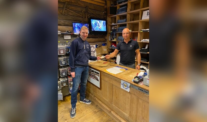 <p>Remco heeft die cadeaubon van De Spiekerbox dubbel en dwars verdiend.</p>