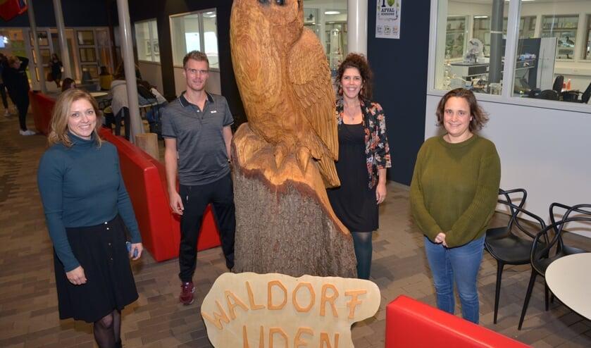 <p>Een deel van de werkgroep Waldorf Uden: Yvette, Alwin, Joyce en Esther. (foto: Henk Lunenburg)</p>
