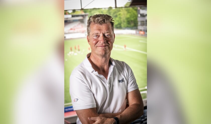 <p>Peter Bijvelds is directeur van Betaald Voetbalorganisatie TOP Oss.</p>
