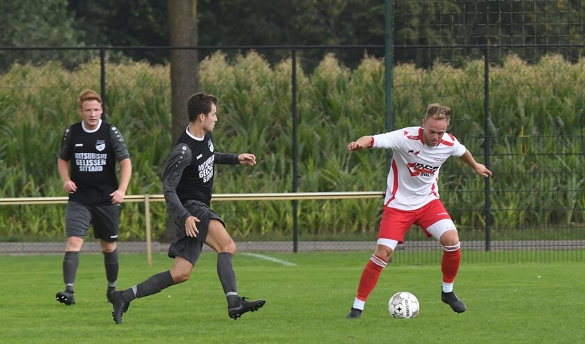 Rechts aan de bal Niels Goertz