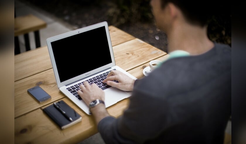 <p>Je kunt je keuze zelf invullen op <a href="//www.donorregister.nl">www.donorregister.nl</a>.</p>