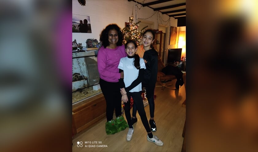 <p>Namens het bestuur wensen wij u allen fijne feestdagen en heten wij u van harte welkom bij de opening van de fitnesstuin in de speeltuin in 2021.</p>