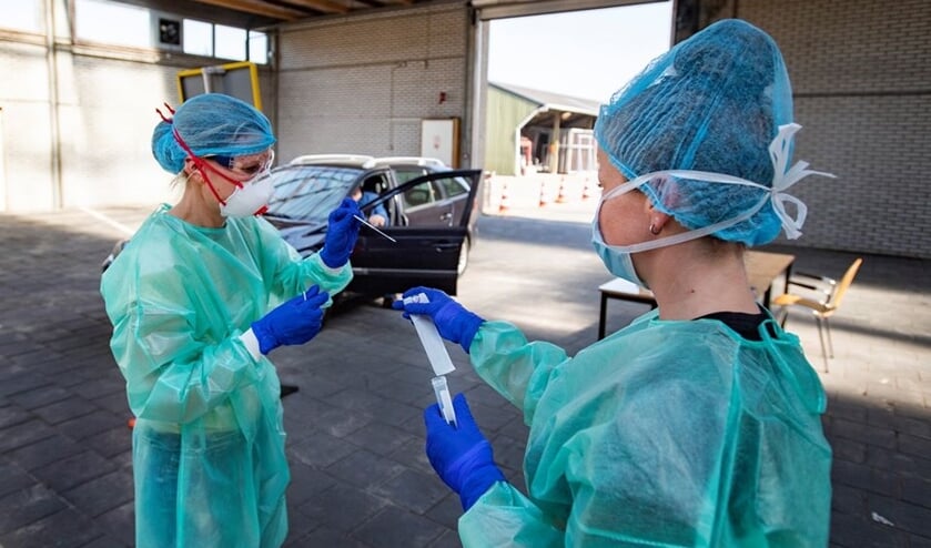 <p>COVID-19 testlocatie Veghel: sneltest inclusief PCR-test moet zekerheid bieden. </p>