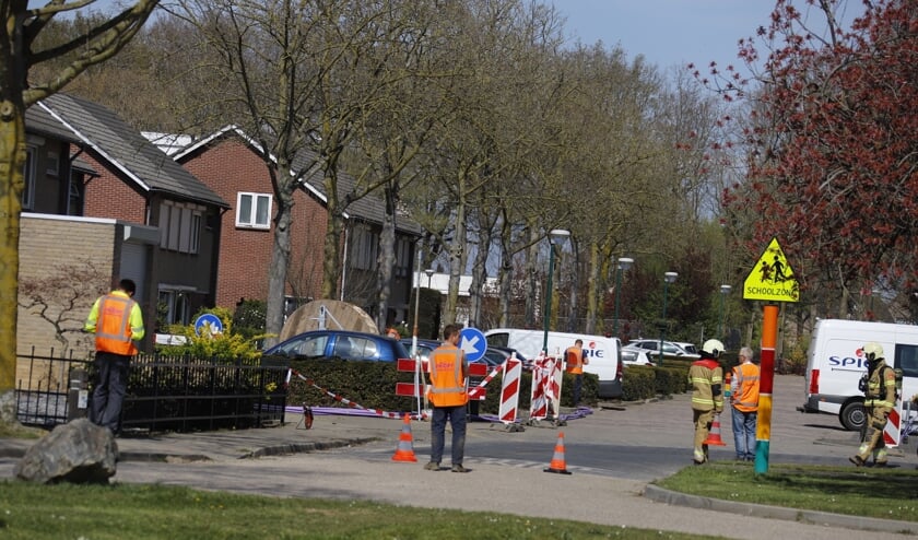 Door glasvezelwerkzaamheden in Cuijk is een gasleiding gaan lekken.