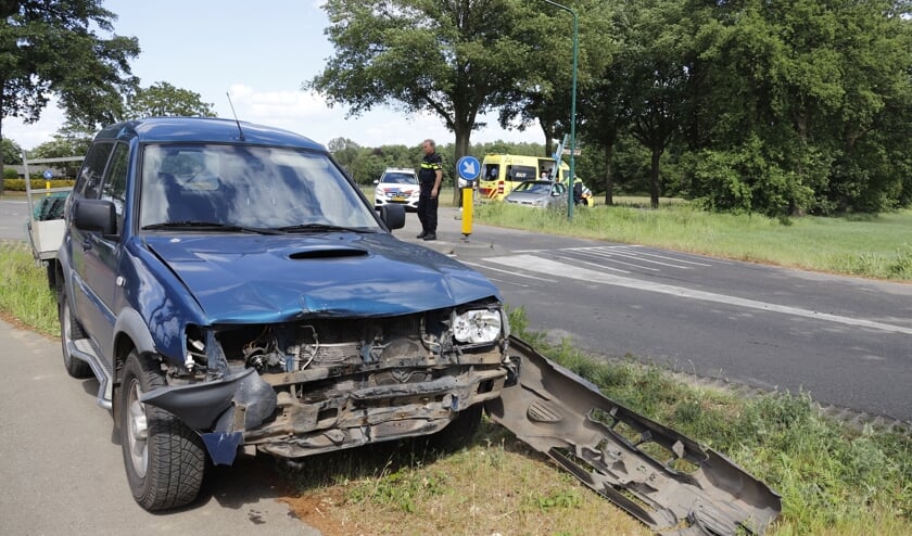 Het ongeval vond plaats omdat de ene automobilist de van links komende bestuurder over het hoofd zag.