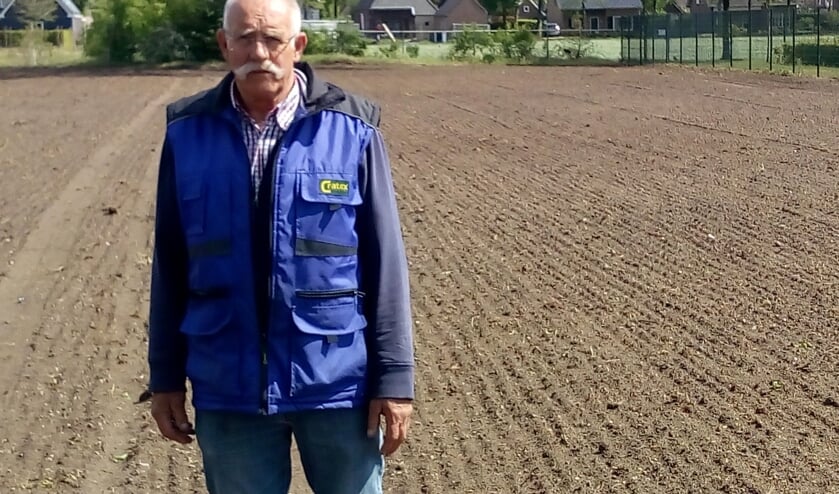 Piet van de Crommenacker realiseert nieuw speelveld voor de Boerdonkse jeugd.