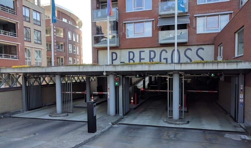 <p>https://parkeergarage-bergoss-in-oss.business.site/</p>