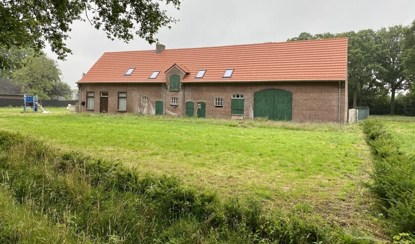 <p>De boerderij en het woonhuis aan de Beukelaarstraat 4 en 5.</p>
